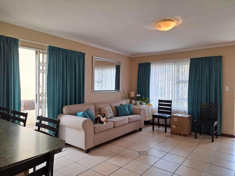To Let 3 Bedroom Property for Rent in Fairview Golf Estate Western Cape